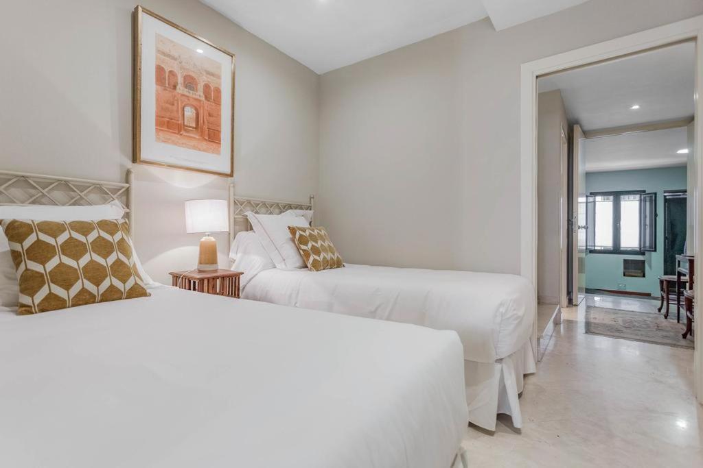 Fam Sevillian Townhouse Villa Sevilla Exterior foto
