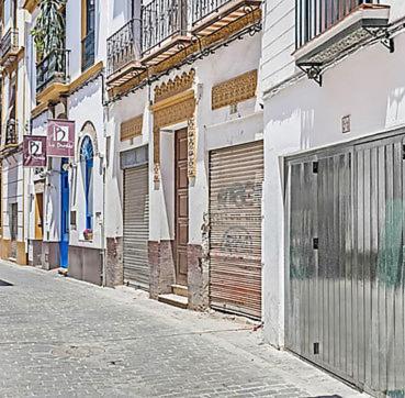Fam Sevillian Townhouse Villa Sevilla Exterior foto