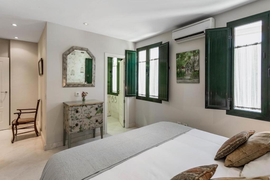 Fam Sevillian Townhouse Villa Sevilla Exterior foto